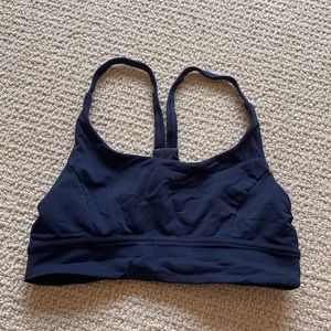 sports bra